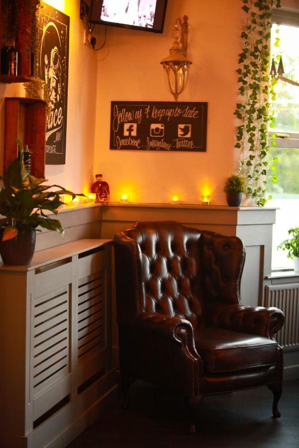 Rowton Poplars Hotel Chester Dış mekan fotoğraf